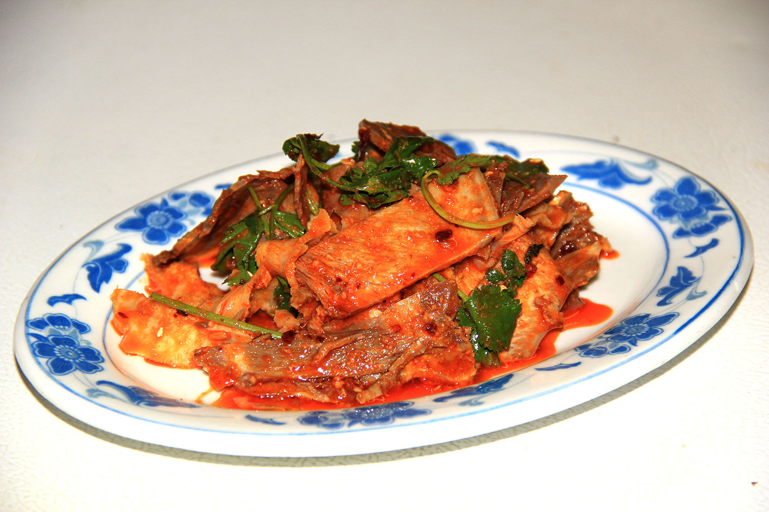 C01Sliced Beef and Tendon w Chili Sauce 夫妻肺片